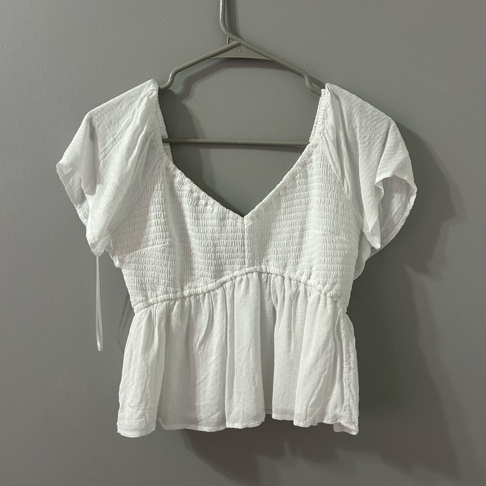 white women’s blouse hollister